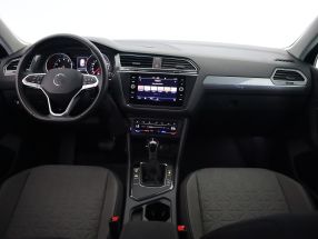 Volkswagen Tiguan - 2021