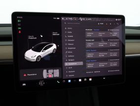 Tesla Model 3 - 2021