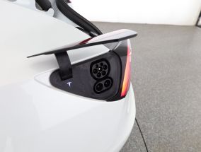 Tesla Model 3 - 2021