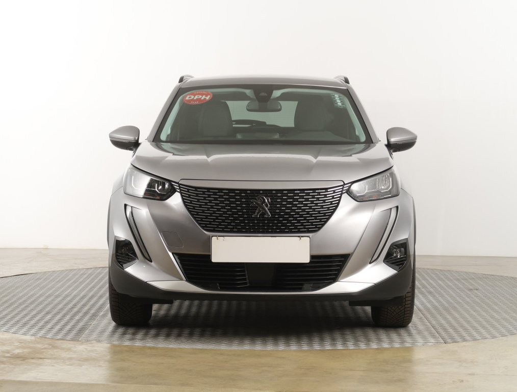 Peugeot e-2008