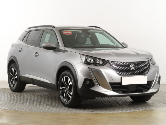 Peugeot e-2008 2021