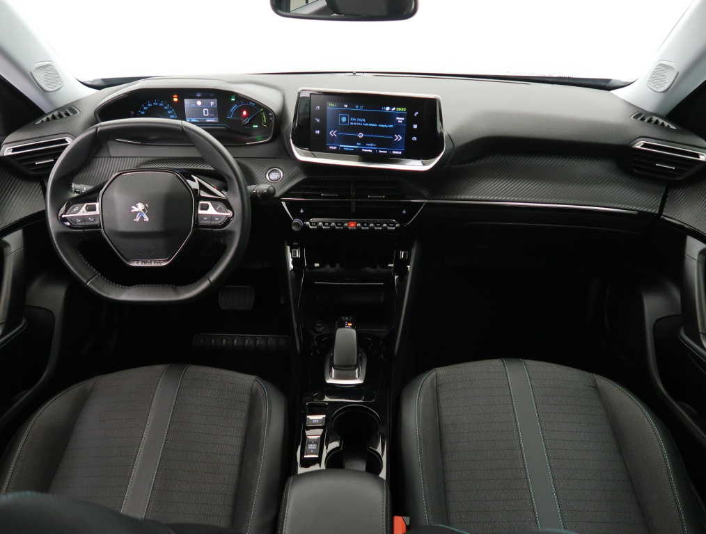 Peugeot e-2008