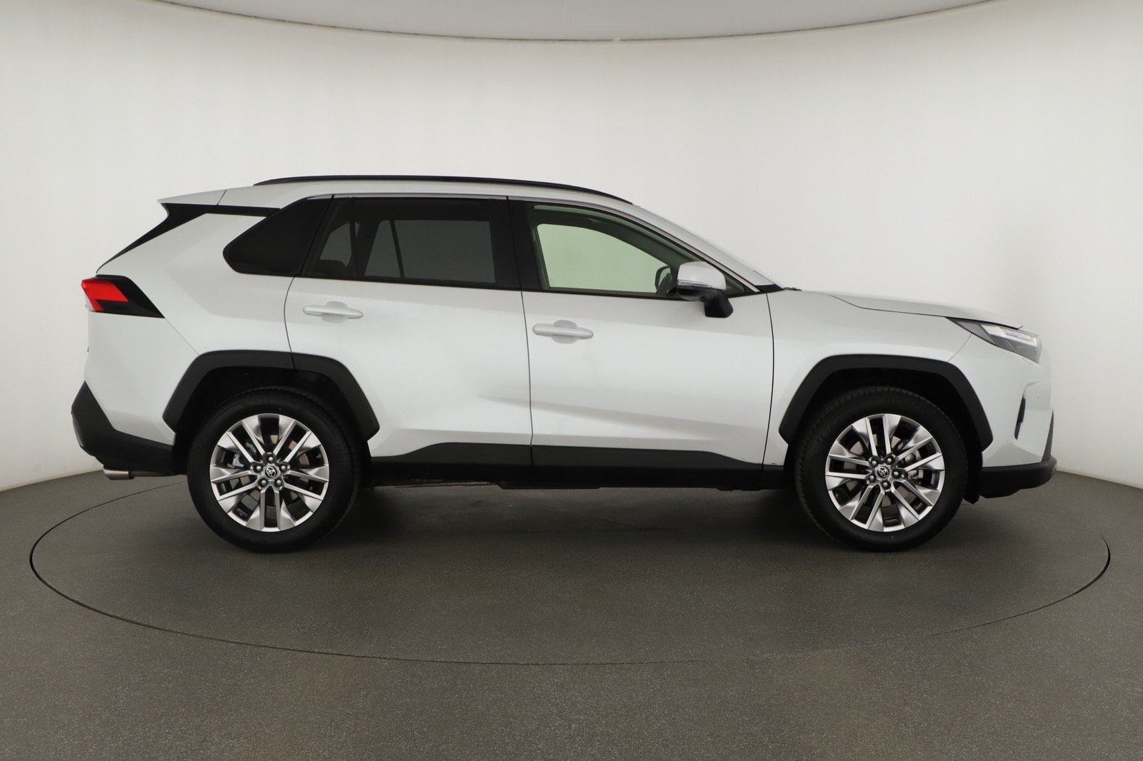 Toyota RAV 4 - 2024