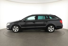 Skoda Superb - 2012