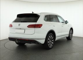 Volkswagen Touareg - 2018