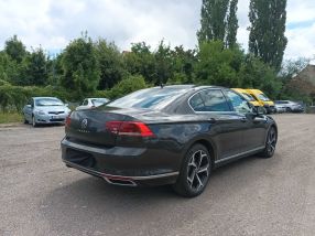 Volkswagen Passat - 2020