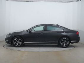 Volkswagen Passat - 2020