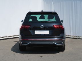 Volkswagen Tiguan - 2022