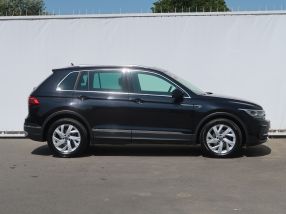 Volkswagen Tiguan - 2022