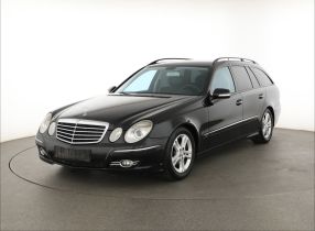 Mercedes-Benz E - 2007