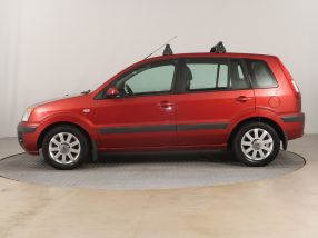 Ford Fusion - 2009