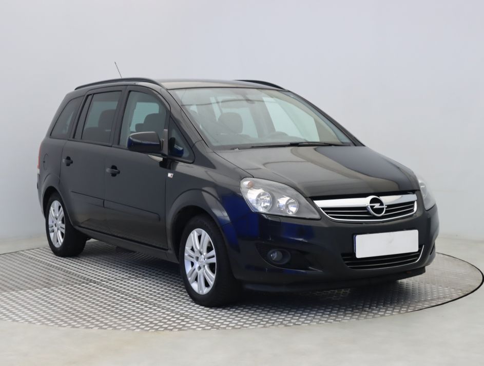 Opel Zafira - 2012