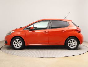 Peugeot 208 - 2016