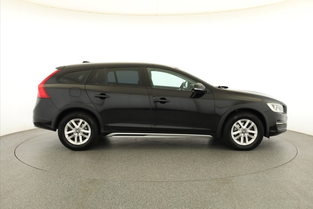 Volvo V60 Cross Country