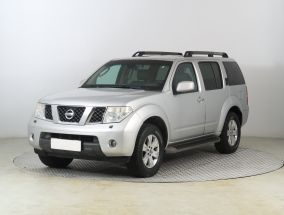 Nissan Pathfinder - 2008