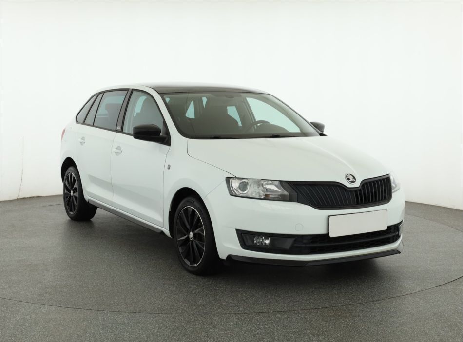 Skoda Rapid Spaceback - 2015