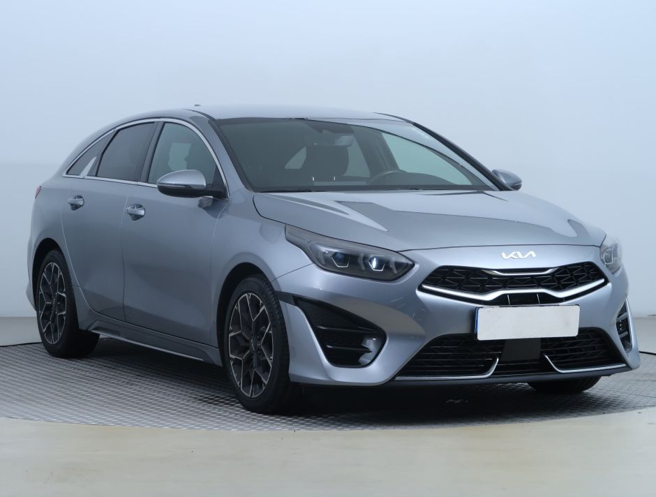 Kia ProCeed - 2023