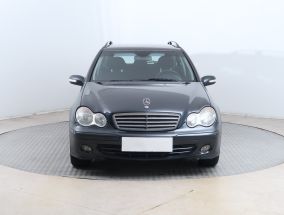 Mercedes-Benz C - 2005
