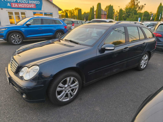 Mercedes-Benz C 2005