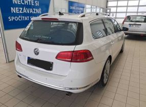 Volkswagen Passat - 2011