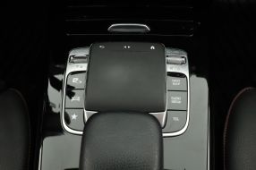 Mercedes-Benz A - 2018