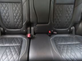 Mitsubishi Outlander - 2020
