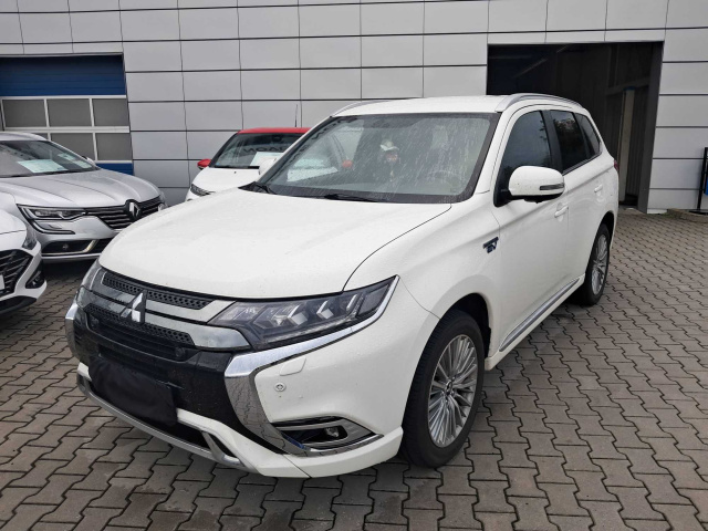 Mitsubishi Outlander 2020