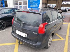 Peugeot 5008 - 2010