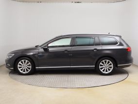 Volkswagen Passat - 2015