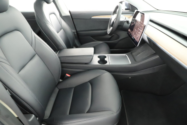 Tesla Model 3 - 2021