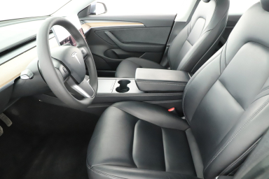 Tesla Model 3 - 2021