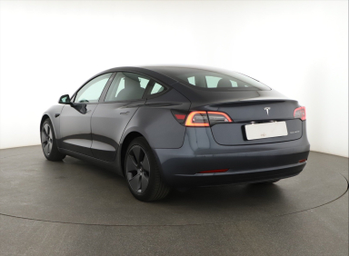 Tesla Model 3 - 2021