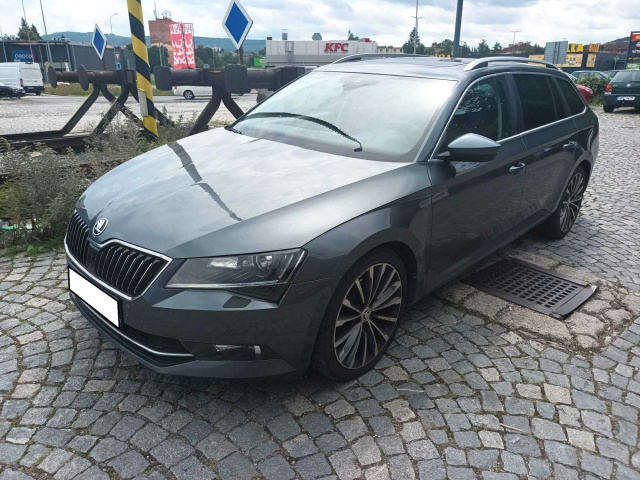 Škoda Superb 2016