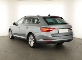Skoda Superb - 2021