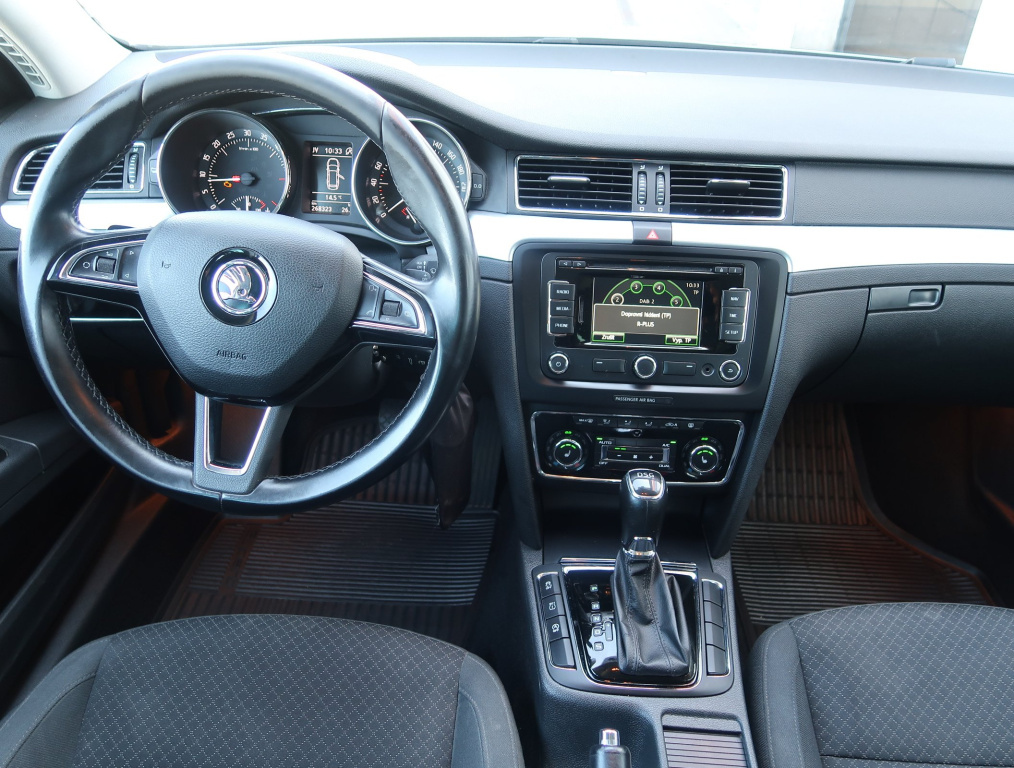 Škoda Superb