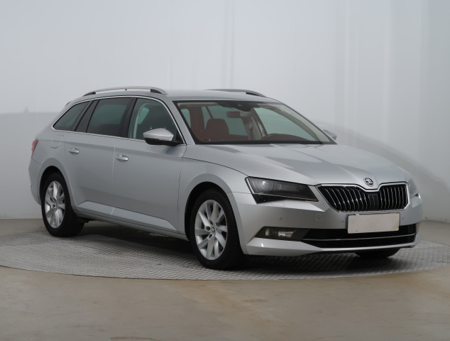 Škoda Superb 2019