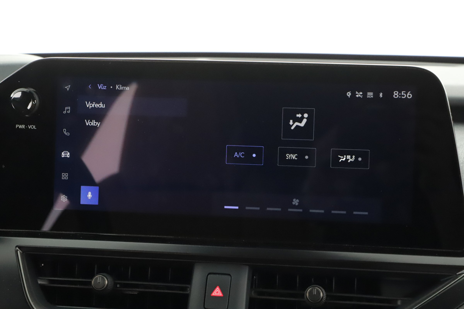 Lexus UX - 2024