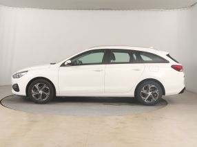 Hyundai i30 - 2023