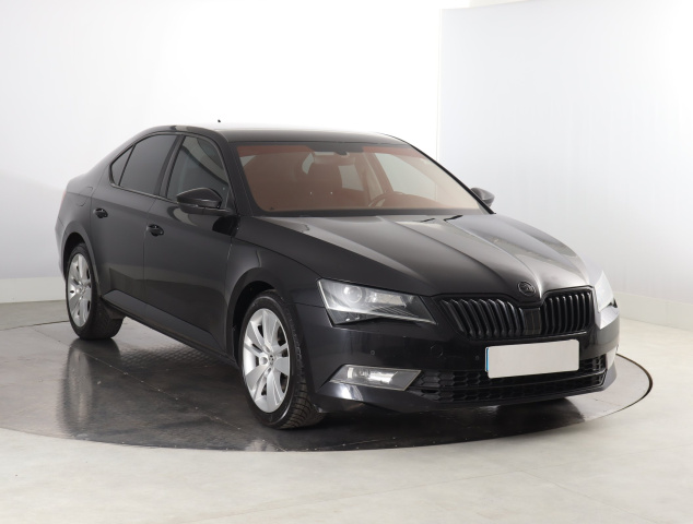 Škoda Superb 2015