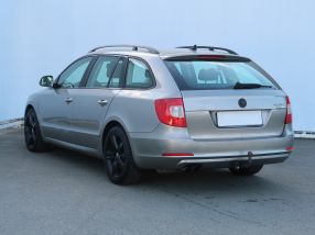 Skoda Superb - 2011
