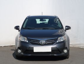 Toyota Avensis - 2012