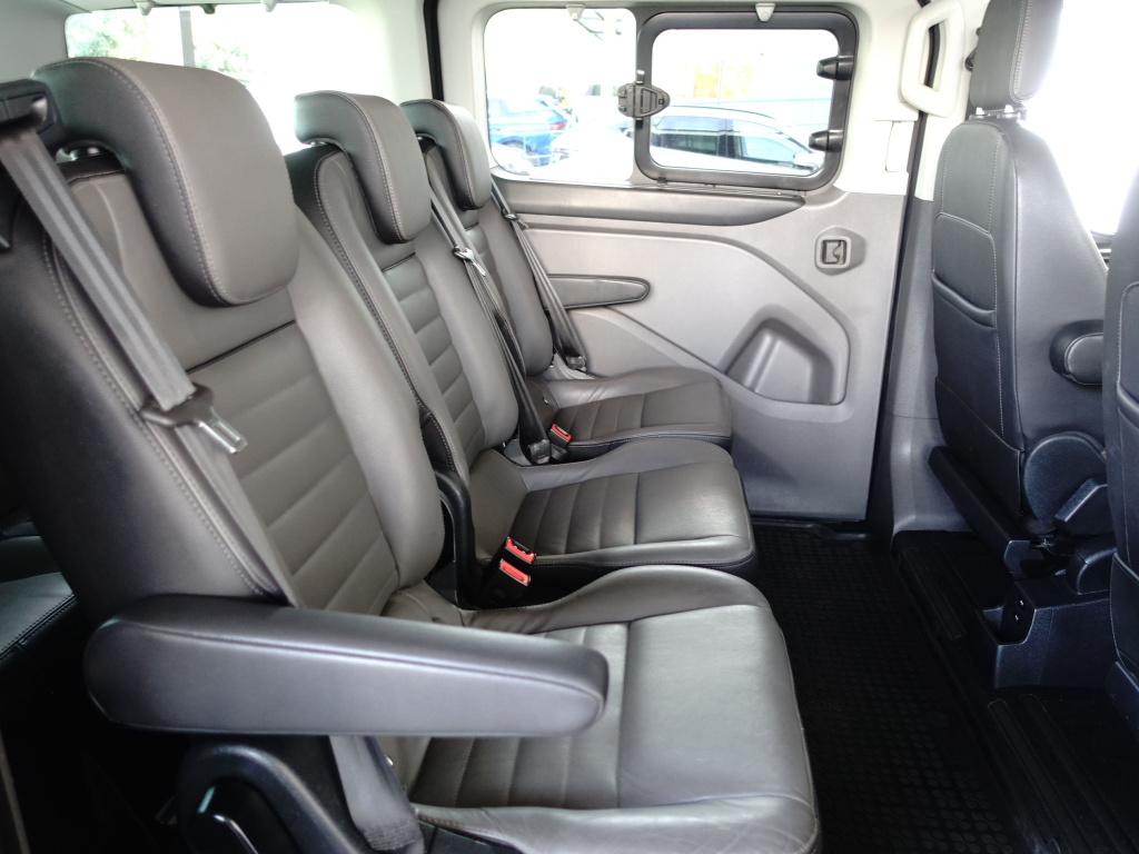 Ford Tourneo Custom