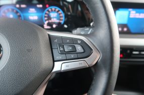 Volkswagen Golf - 2021