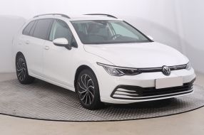 Volkswagen Golf - 2021