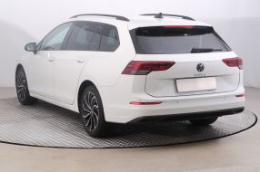 Volkswagen Golf - 2021