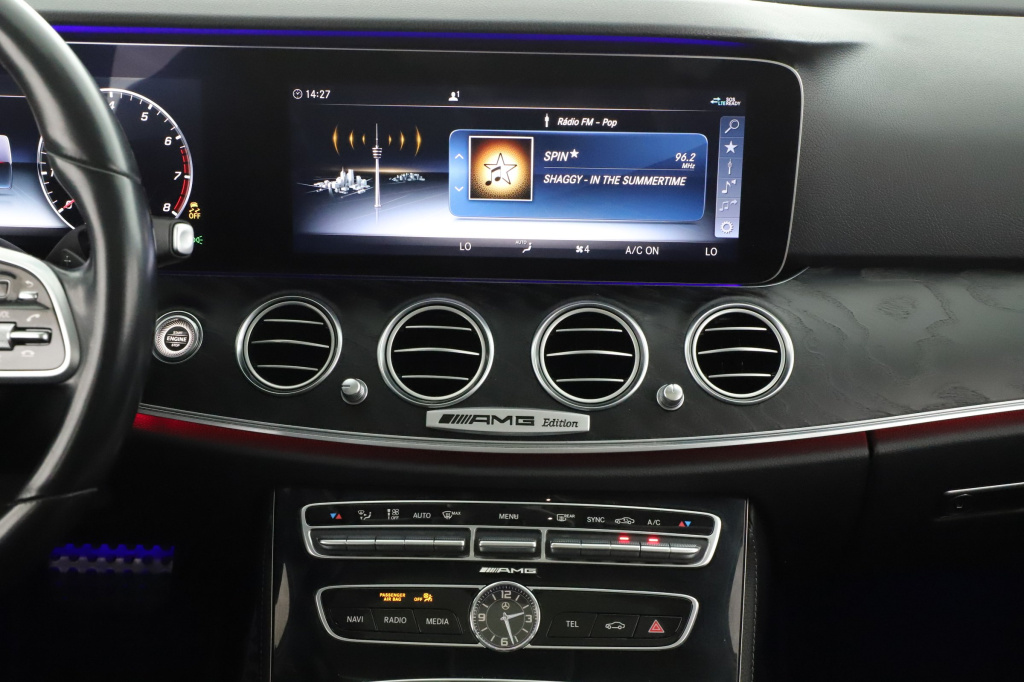Mercedes-Benz E