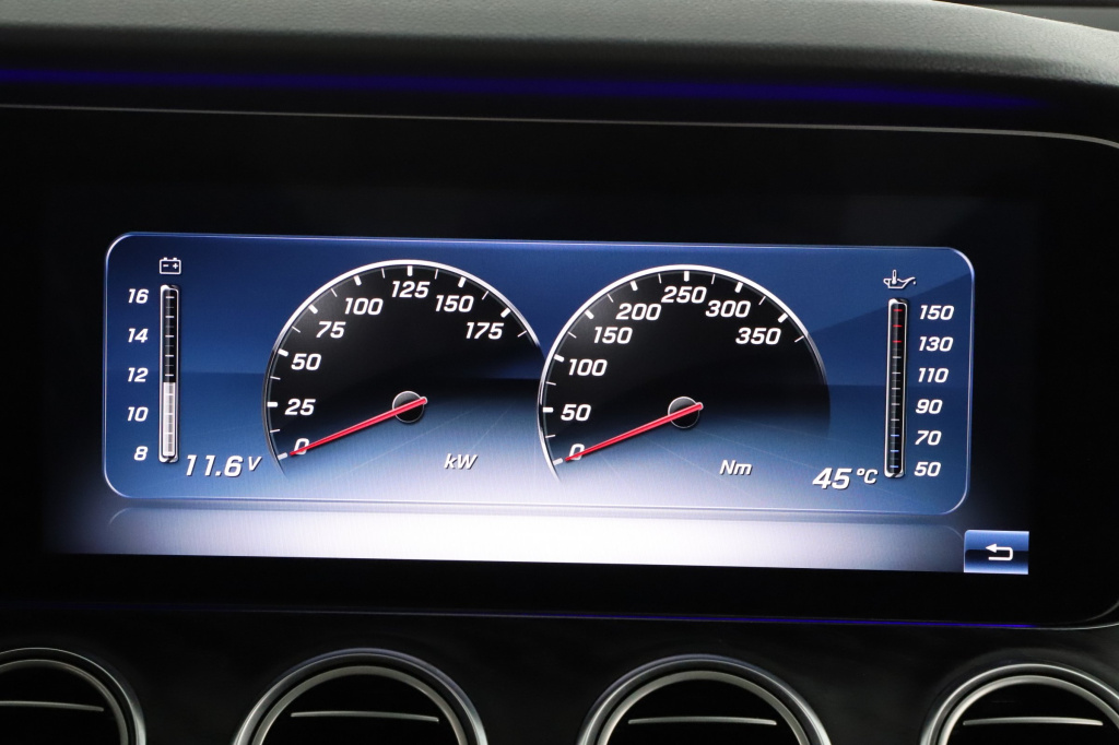 Mercedes-Benz E