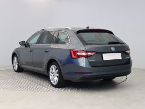 Skoda Superb - 2019