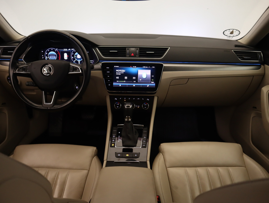 Škoda Superb