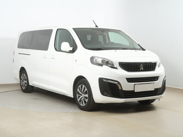 Peugeot Traveller 2017